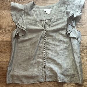 Club Monaco soft green Ruffle Sleeve Blouse